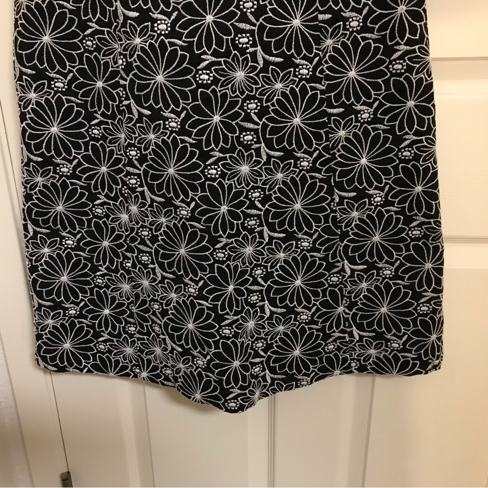 Talbots Size 8 - image 4